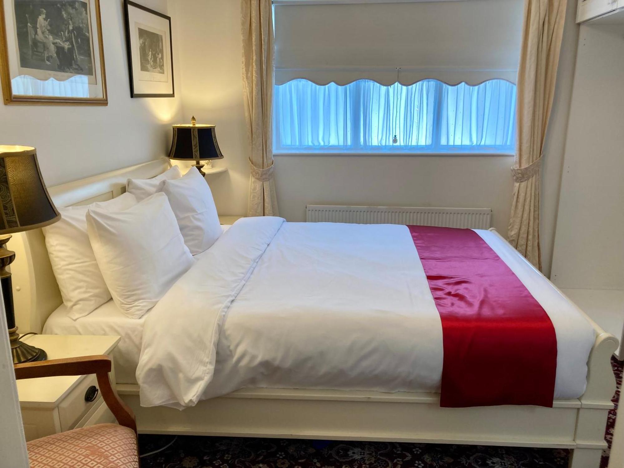 The Gallery B&B, The Glen, Kinsale ,County Cork Екстер'єр фото
